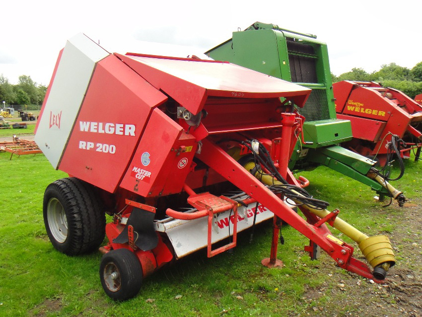 Full Scale Welger RP200